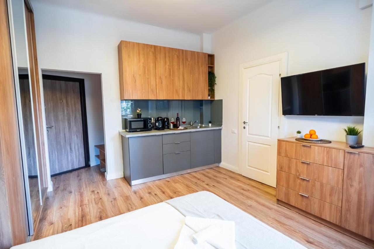Cozy Apartments Near Calea Victoriei Bucharest Luaran gambar