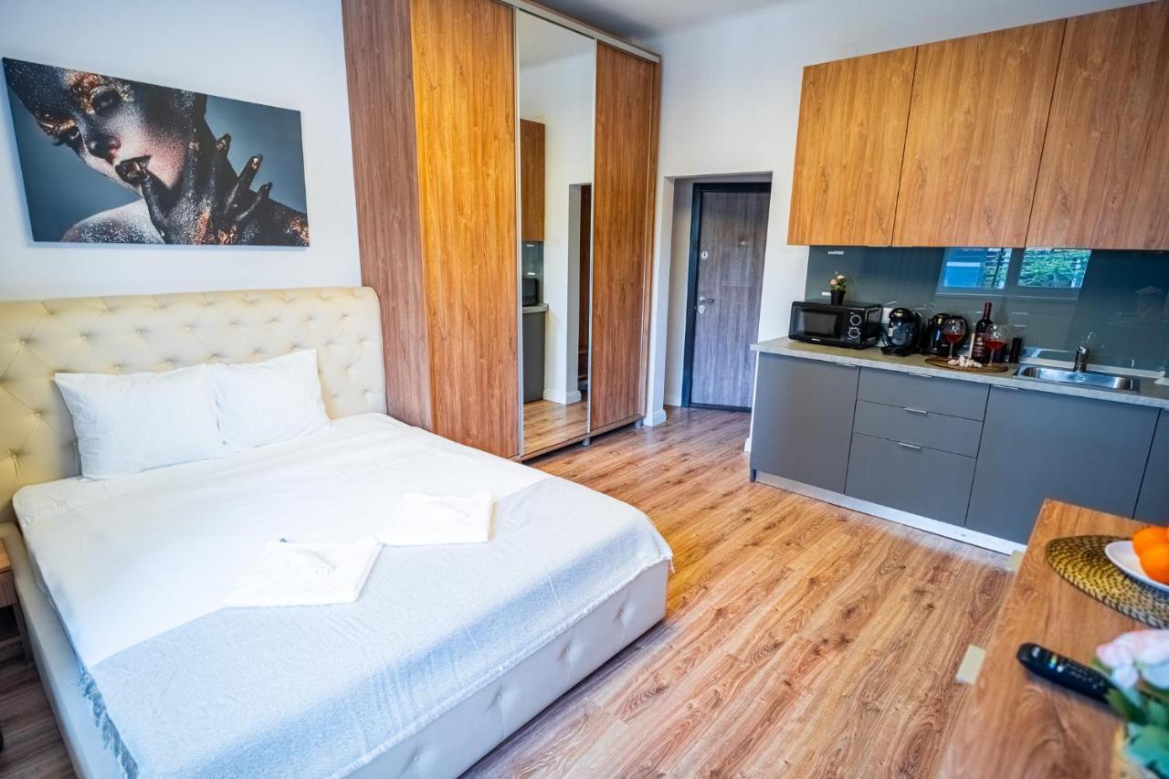 Cozy Apartments Near Calea Victoriei Bucharest Luaran gambar