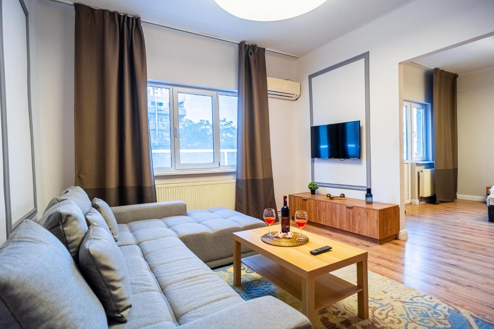 Cozy Apartments Near Calea Victoriei Bucharest Luaran gambar