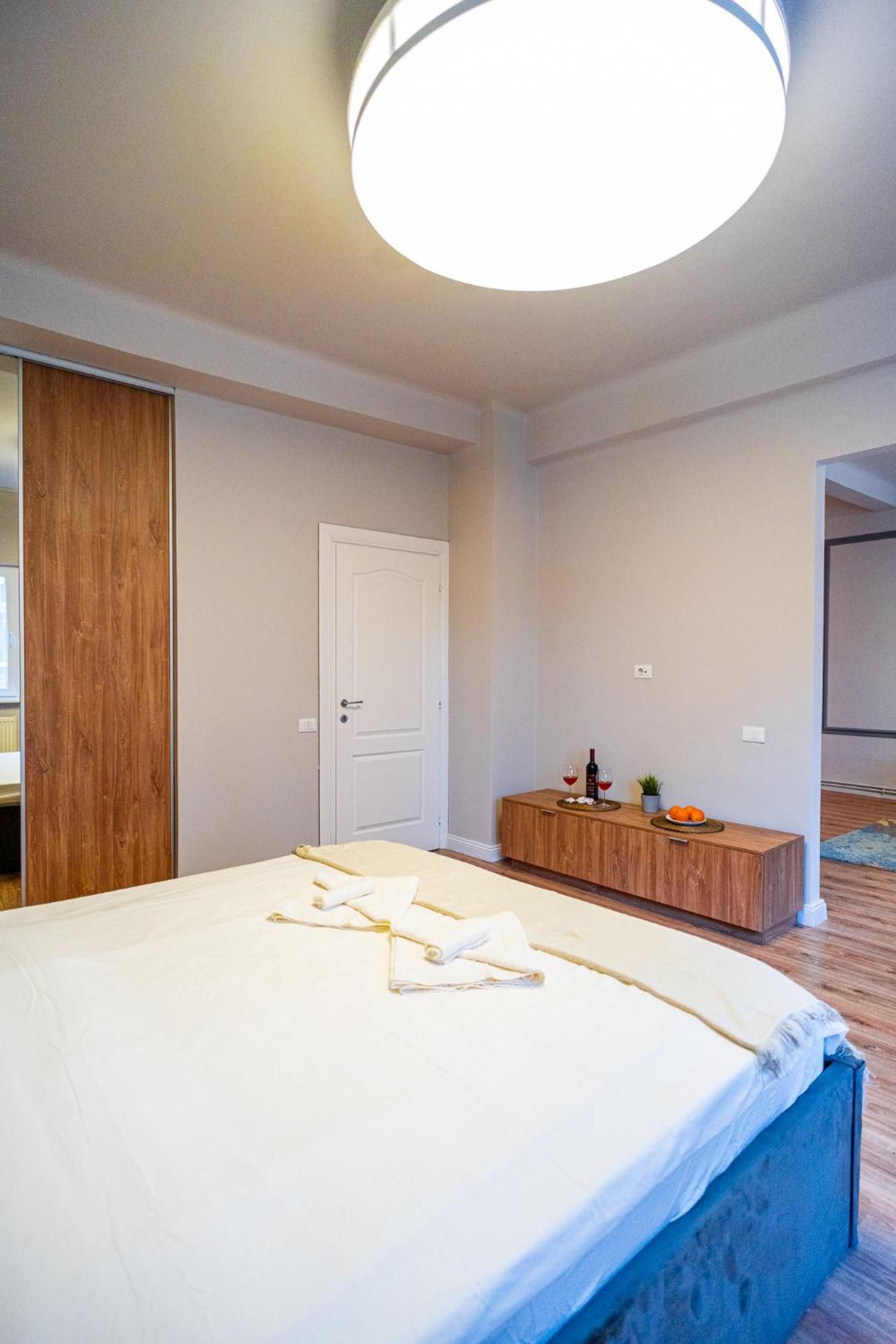 Cozy Apartments Near Calea Victoriei Bucharest Luaran gambar