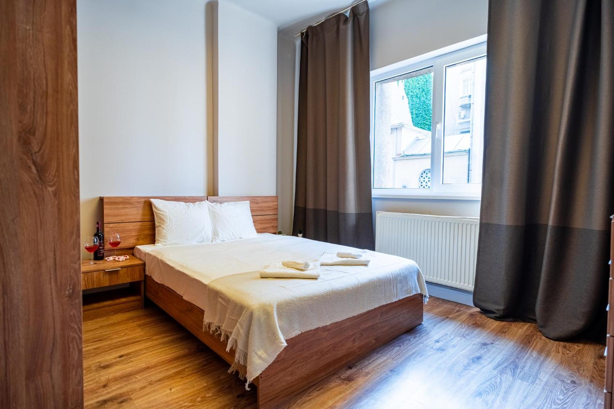 Cozy Apartments Near Calea Victoriei Bucharest Luaran gambar